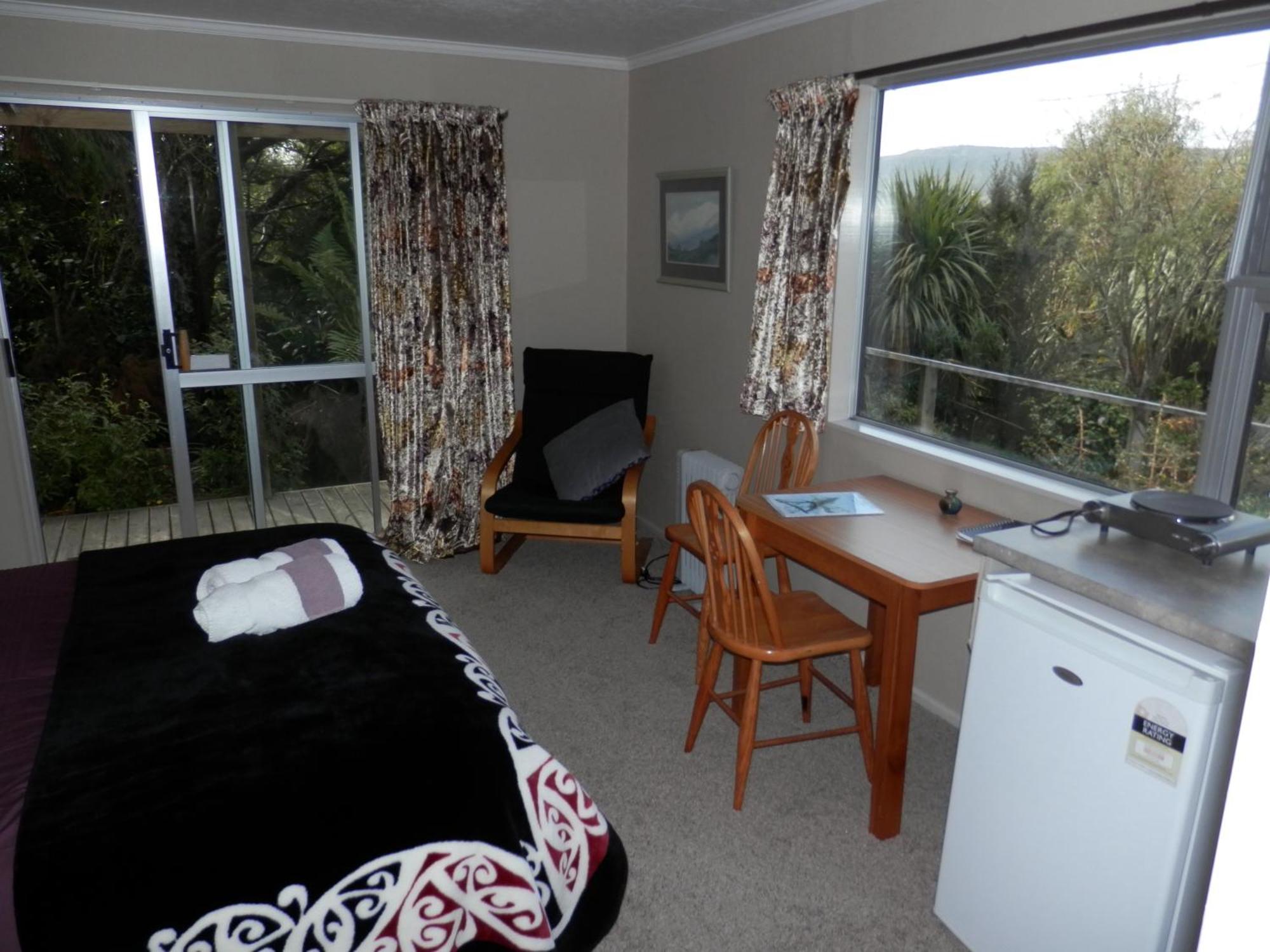 Papatowai Kereru Cabin Bagian luar foto